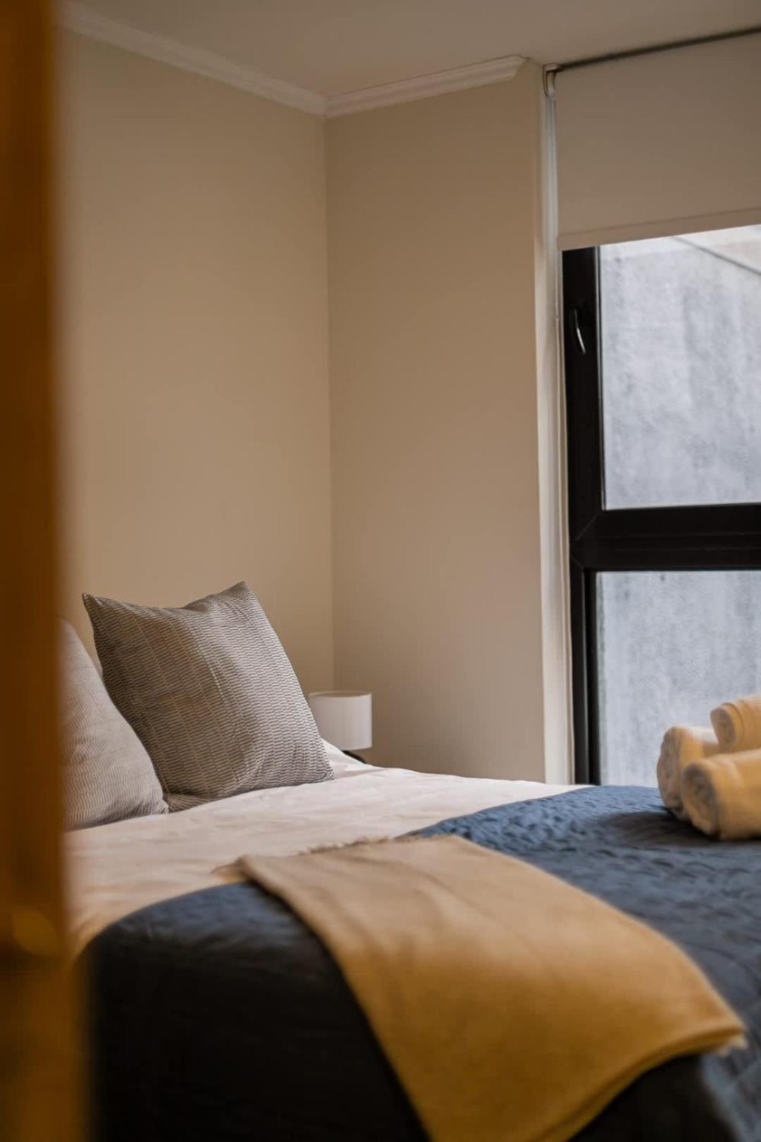 Apartamento Steps From Santa Ana Metro Station